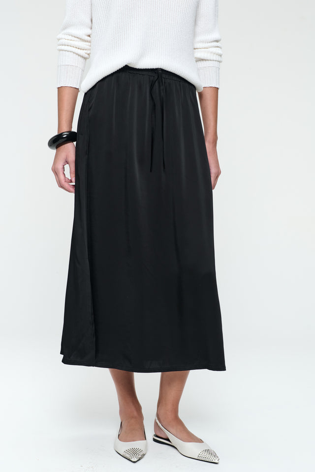 Ina shiny saten rayon viscose skirt Ina shiny saten rayon viscose skirt