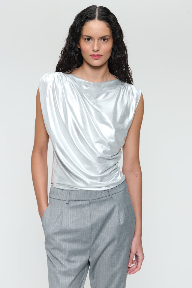 Nelly silver shine foil top Nelly silver shine foil top
