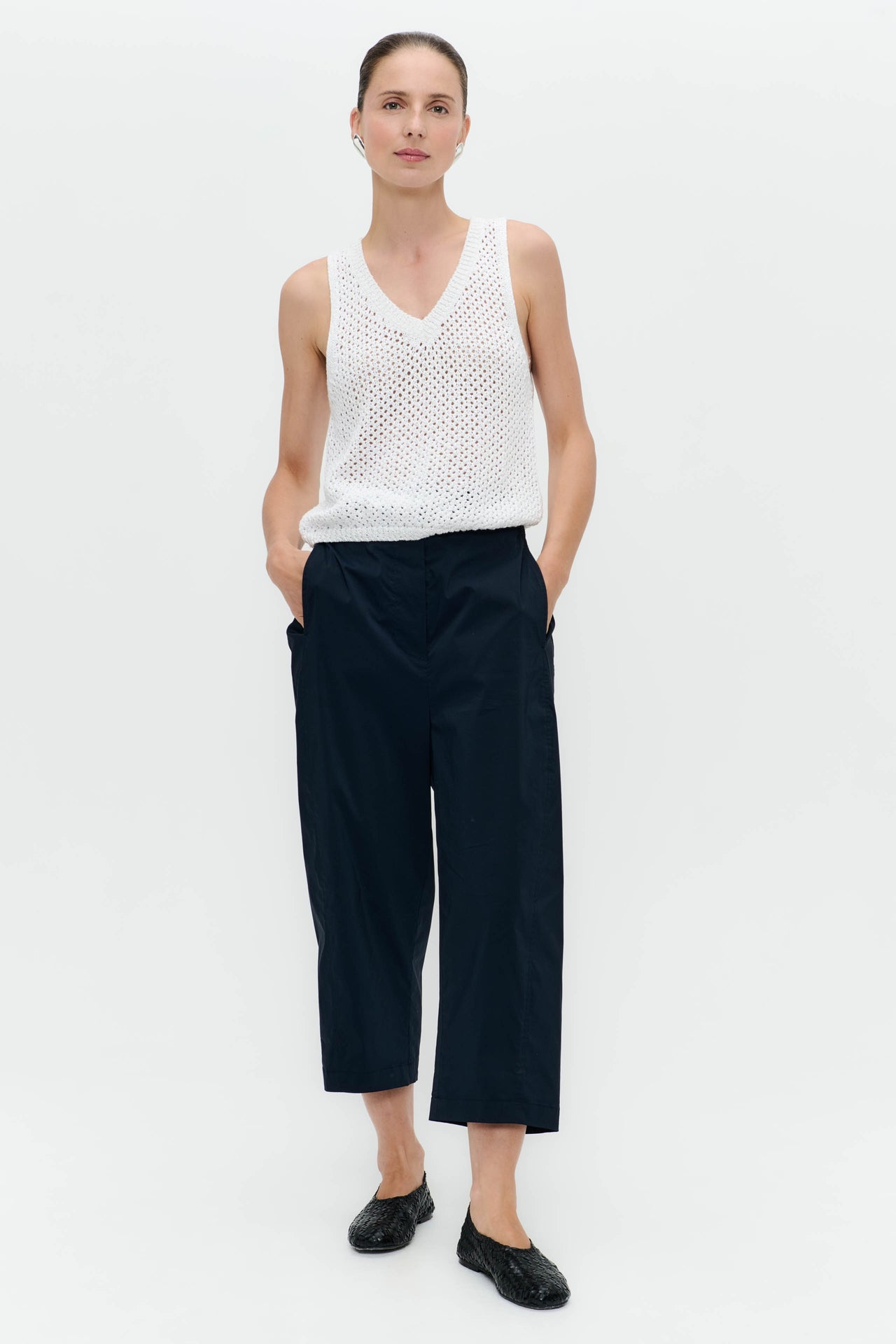 Openwork knit with sequins top 9084 Openwork knit with sequins top 9084