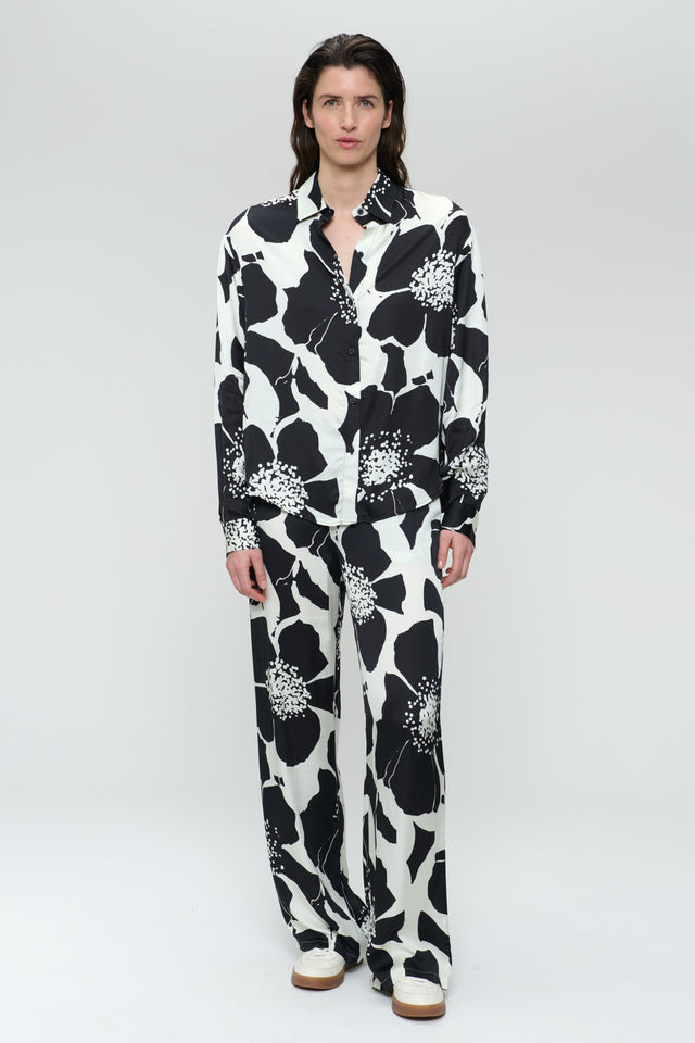 Avine printed shine viscose blouse Avine printed shine viscose blouse