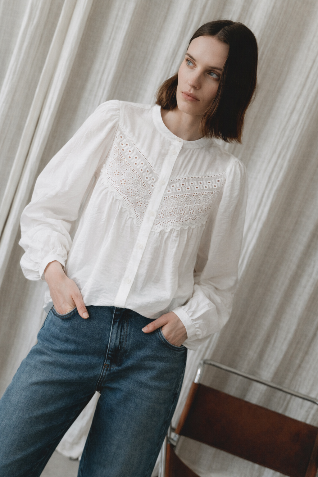 Vesy viscose lace blouse Vesy viscose lace blouse