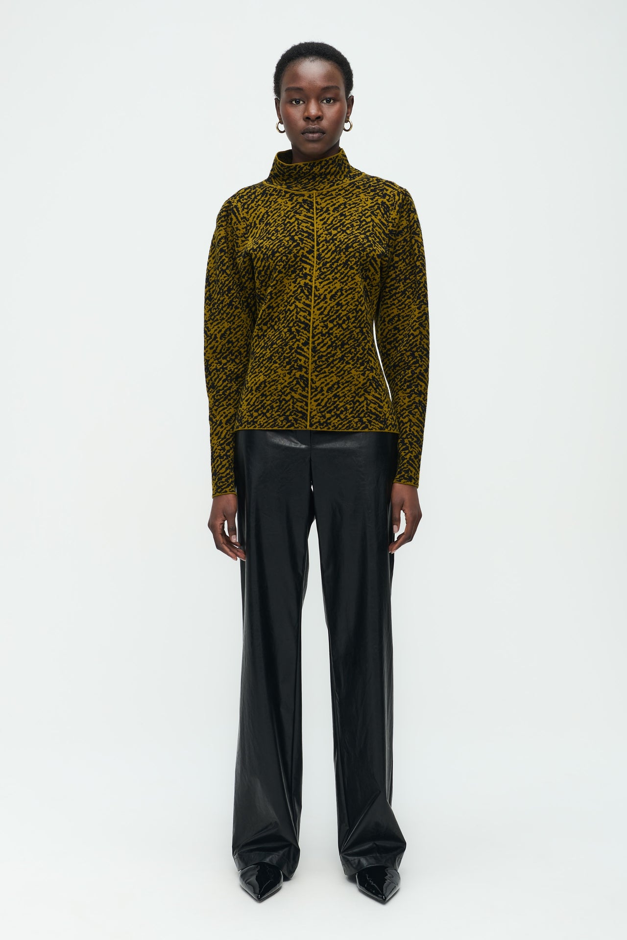 Izzy Pullover
