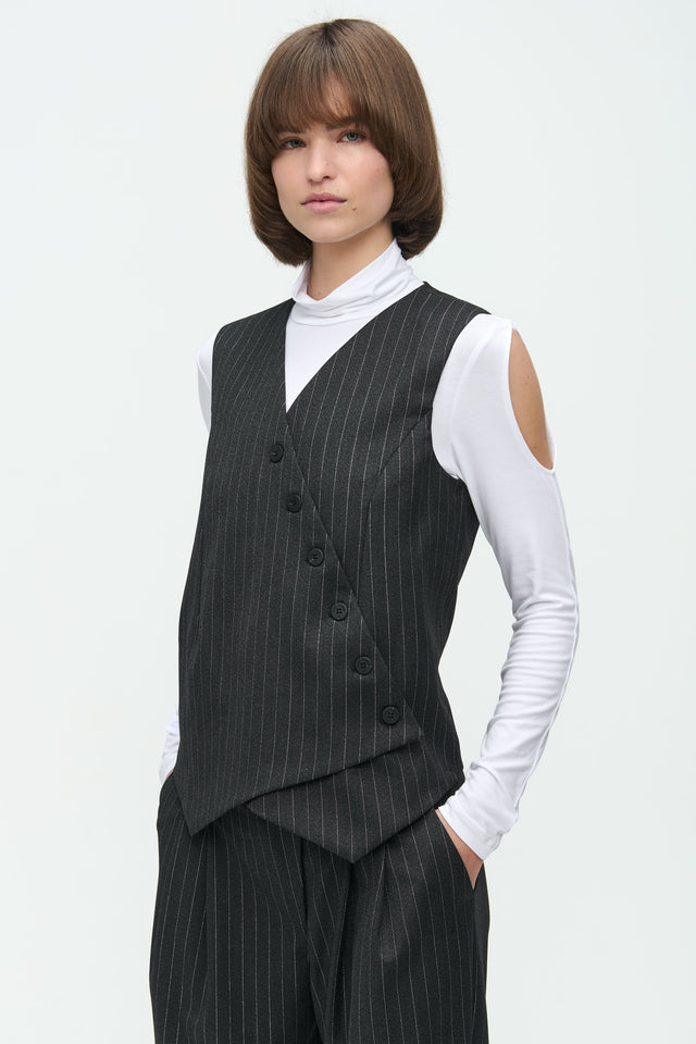 Oliver Vest