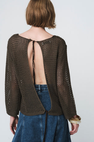 Open-back sweater 2041