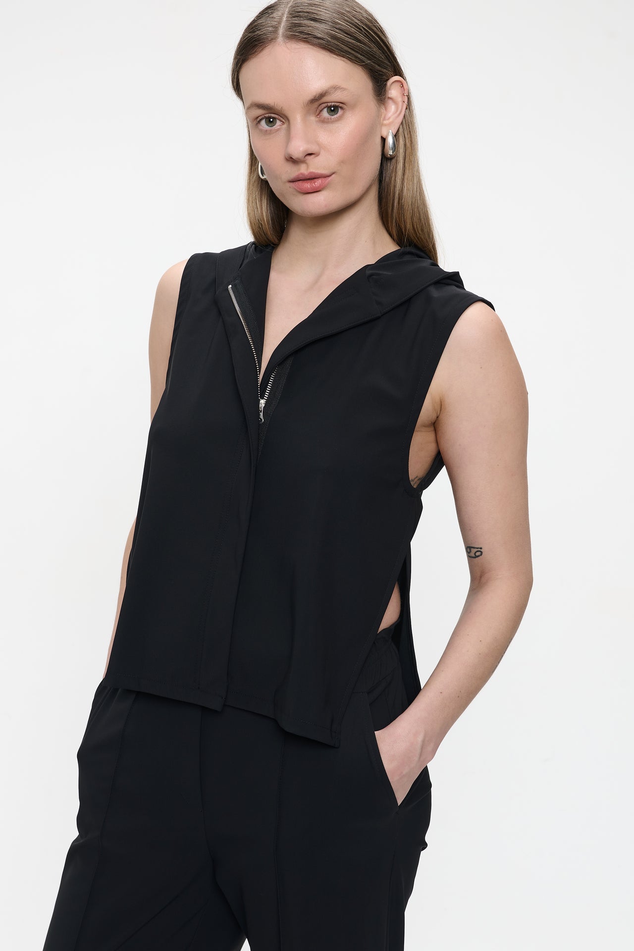 Jazmin vest technical jersey