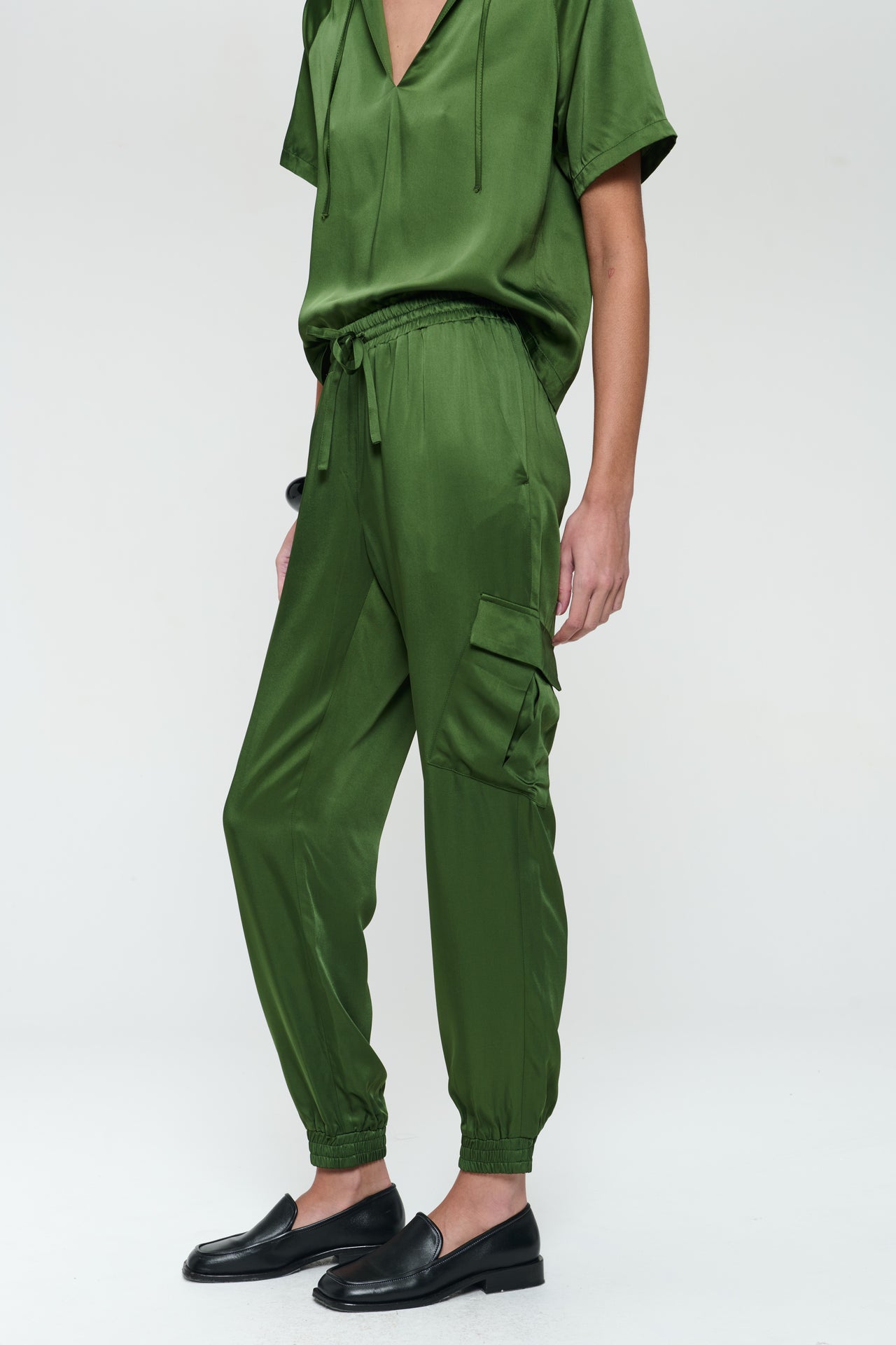 Alex saten viscose pants
