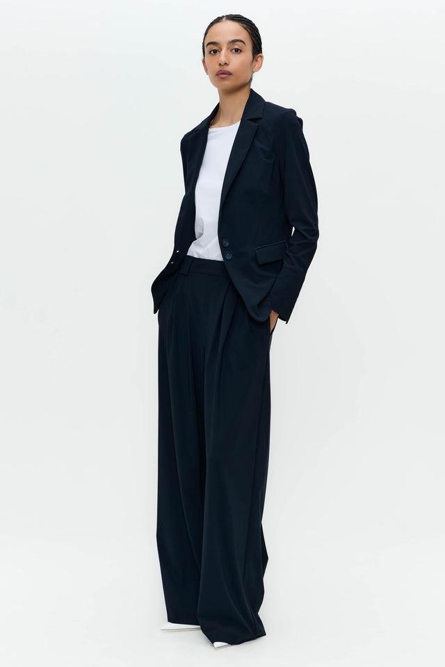 Amsterdam structure tech jersey blazer