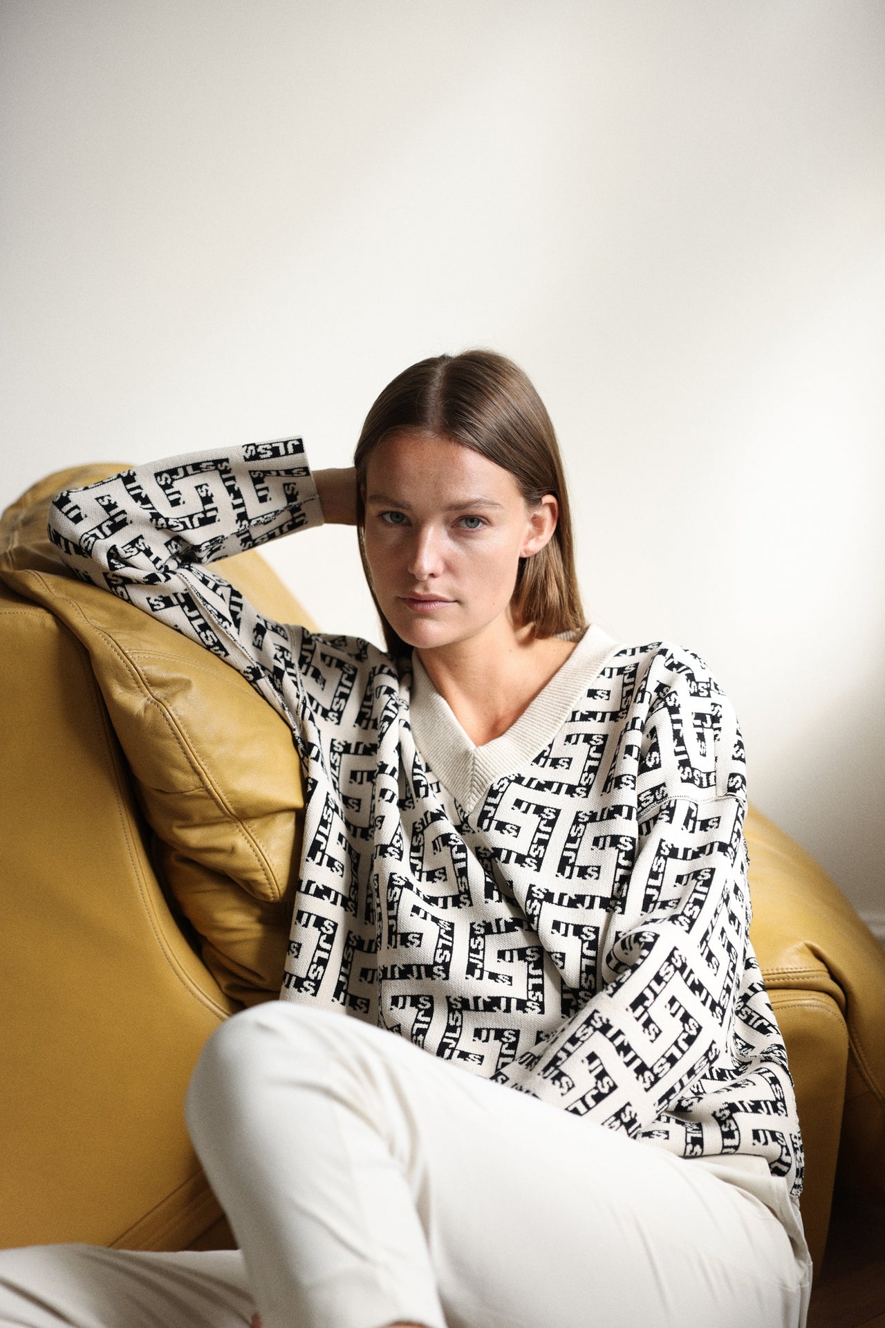 Baker logo pullover