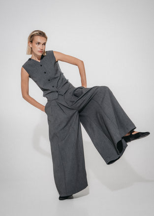 Coco pleated viscose pants