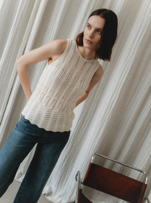 Openwork knit Vest E24082